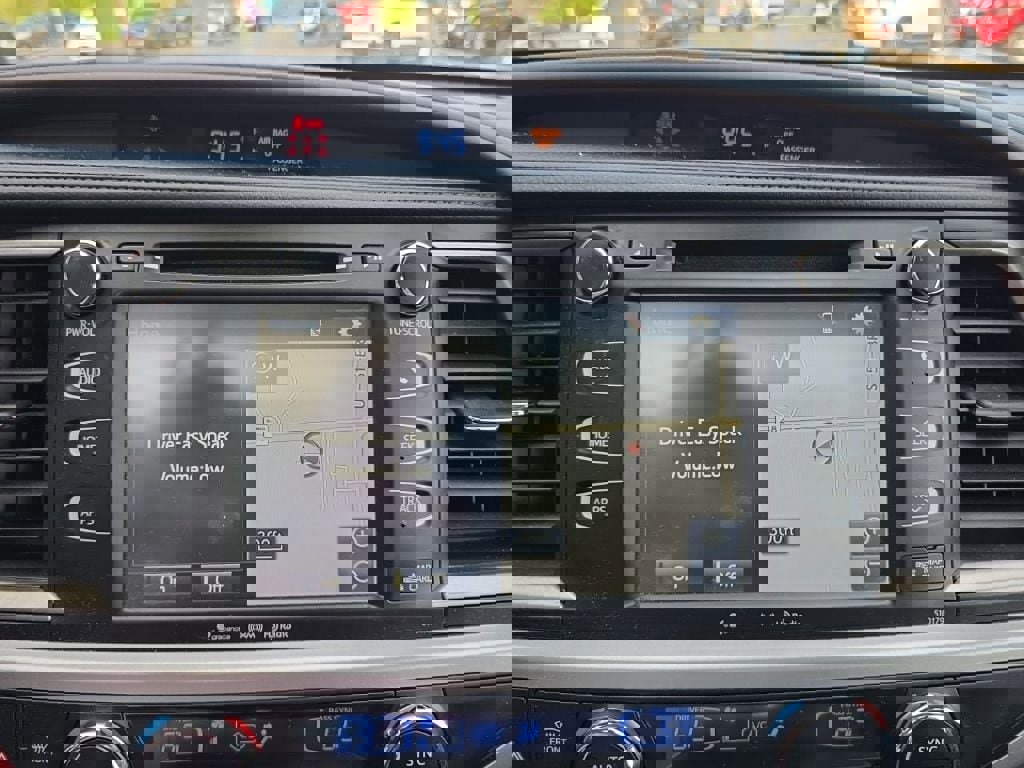 Used 2017 Toyota Highlander XLE image 25