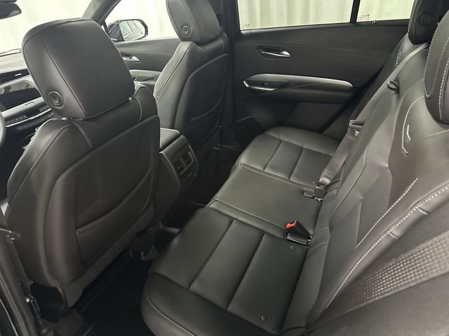 Used 2022 Cadillac XT4 Premium Luxury w/ Technology Package AWD/4WD image 15