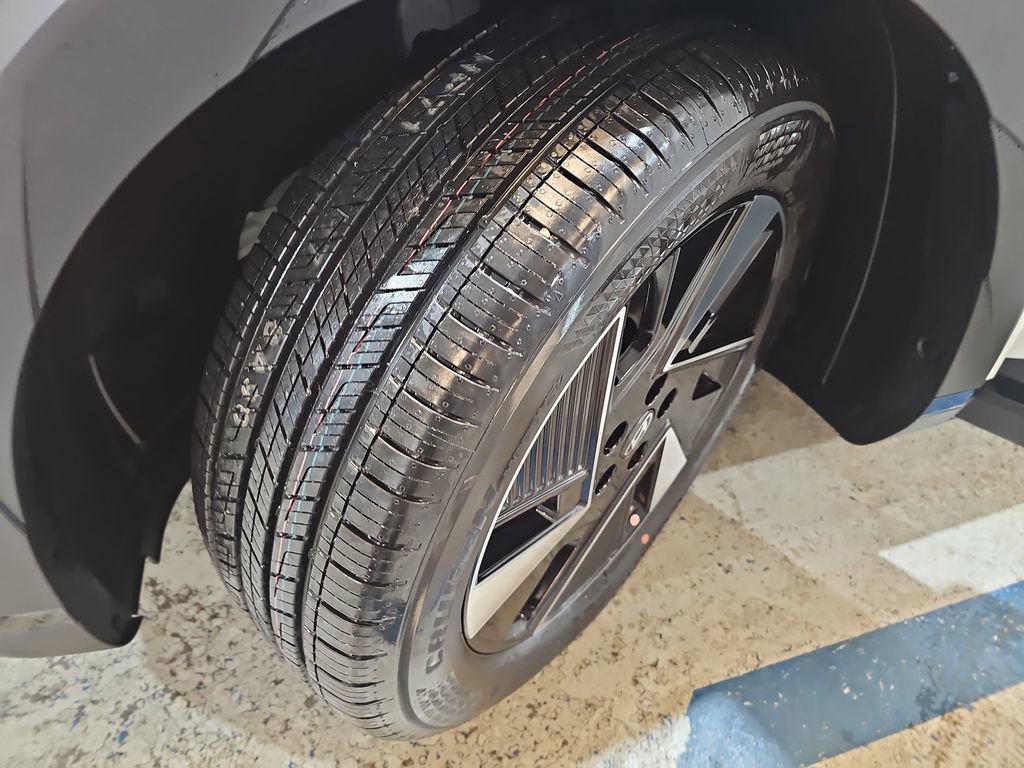 New 2026 Hyundai Ioniq 5 SEL image 32