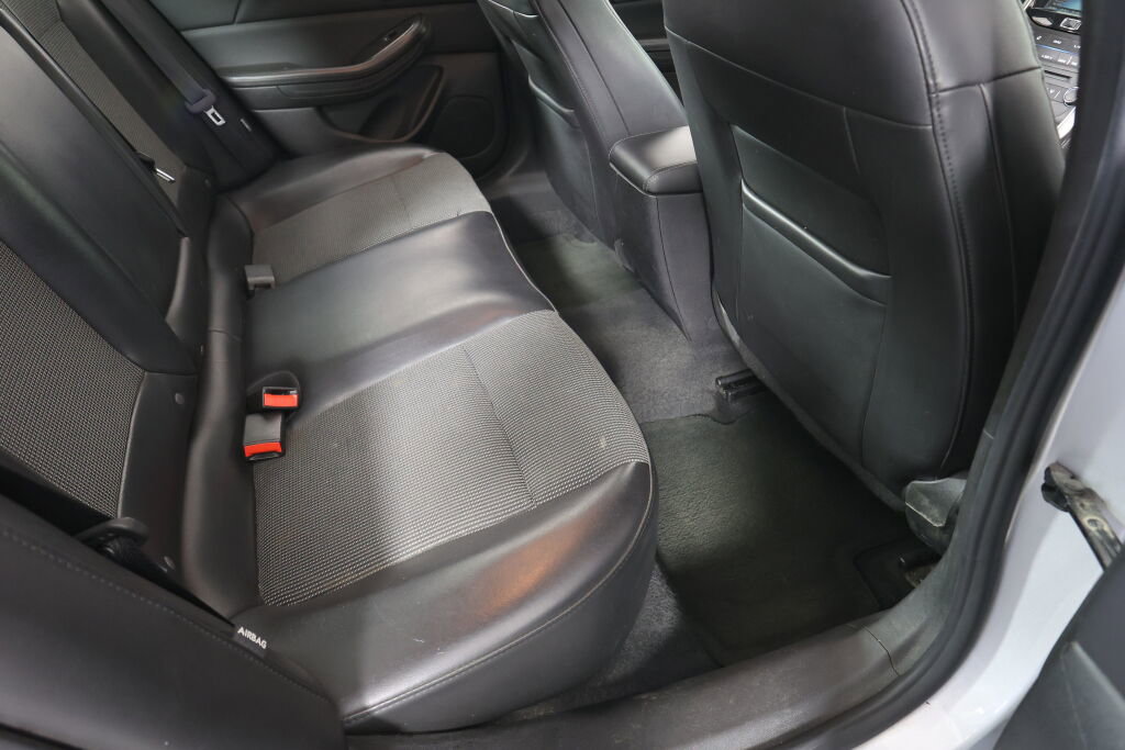 Used 2016 Chevrolet Malibu LT image 22