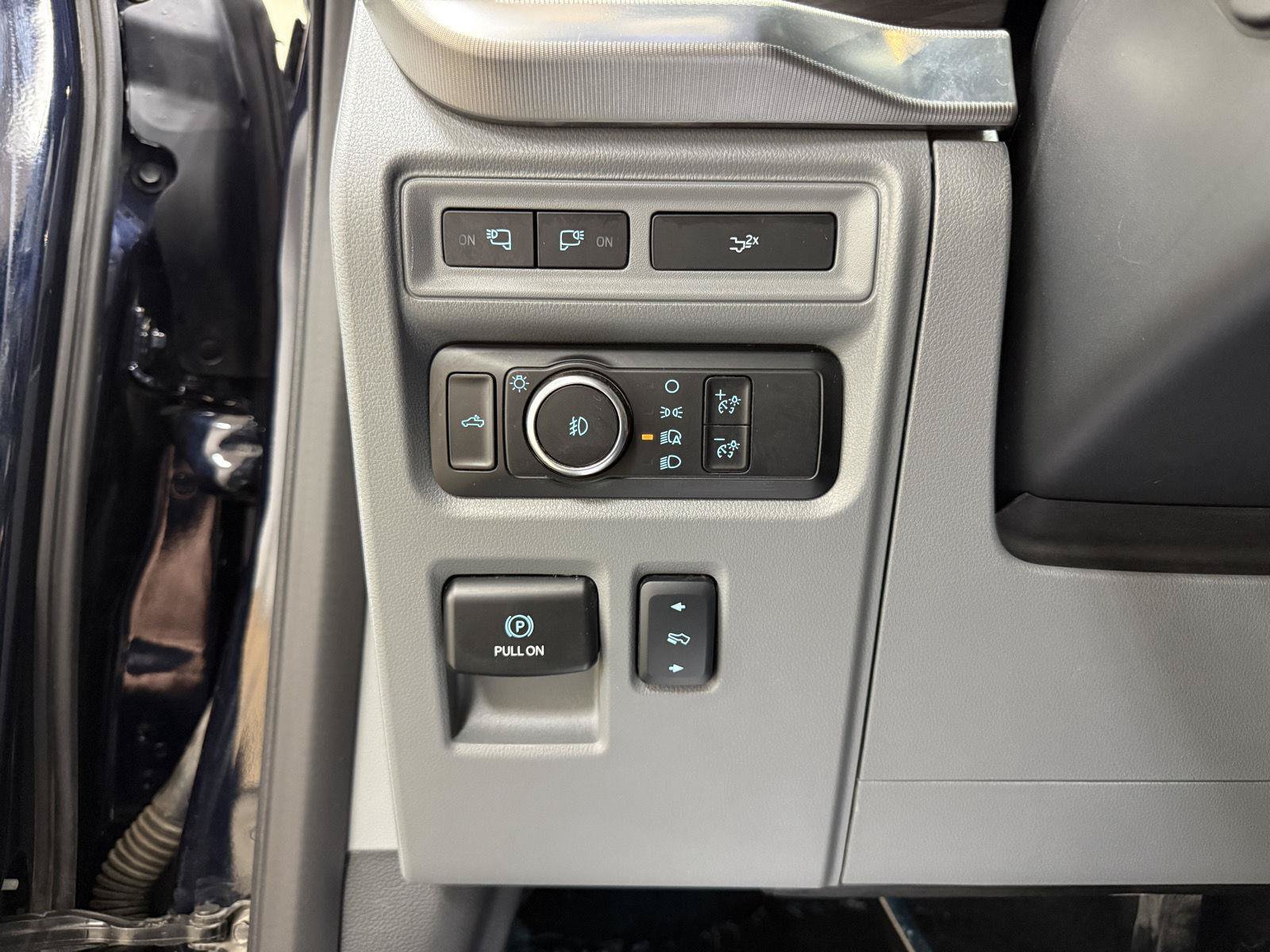 Used 2024 Ford F150 Lariat w/ Tow/Haul Package AWD/4WD image 12