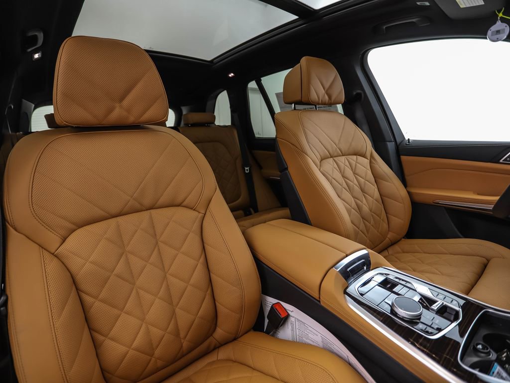 New 2026 BMW X5 xDrive40i w/ M Sport Package AWD/4WD image 32