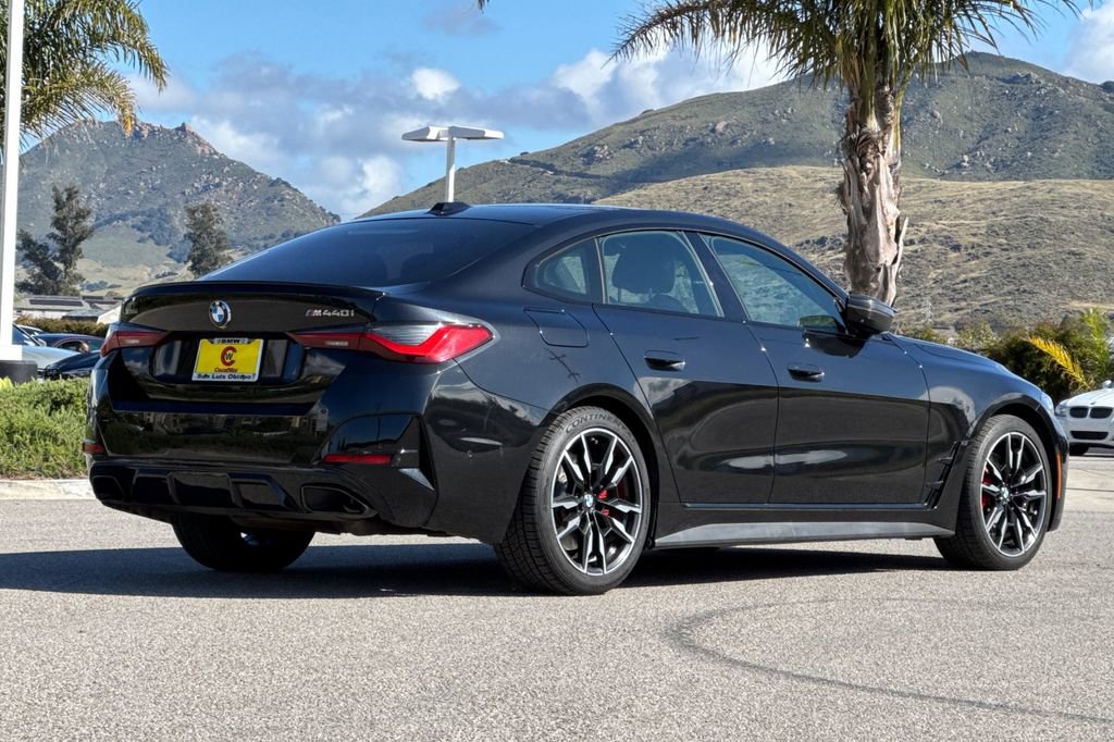 Used 2022 BMW M440i xDrive Gran Coupe w/ Premium Package AWD/4WD video 3
