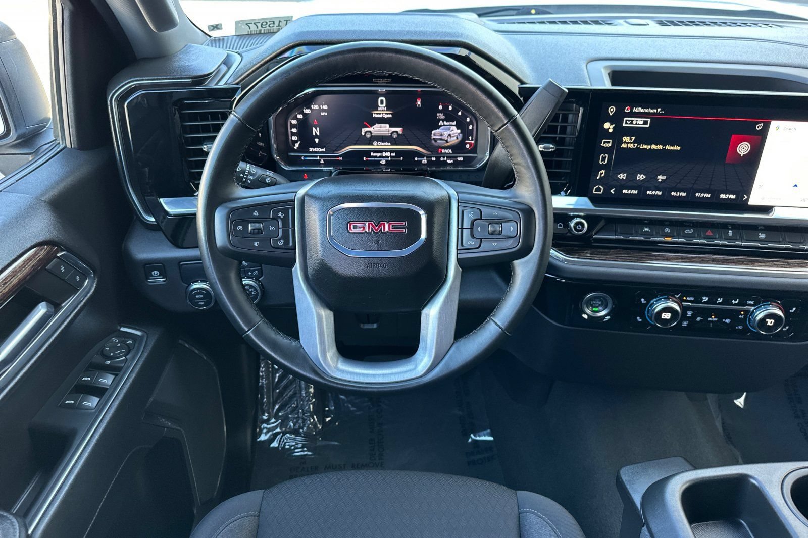 Certified 2024 GMC Sierra 1500 Elevation RWD image 17
