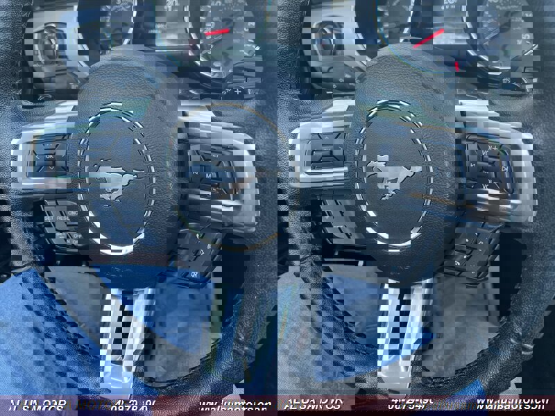 Used 2017 Ford Mustang Premium image 33