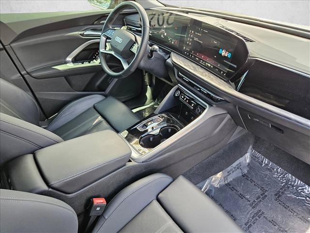 Certified 2025 Audi Q5 Premium Plus w/ Premium Plus AWD/4WD image 26