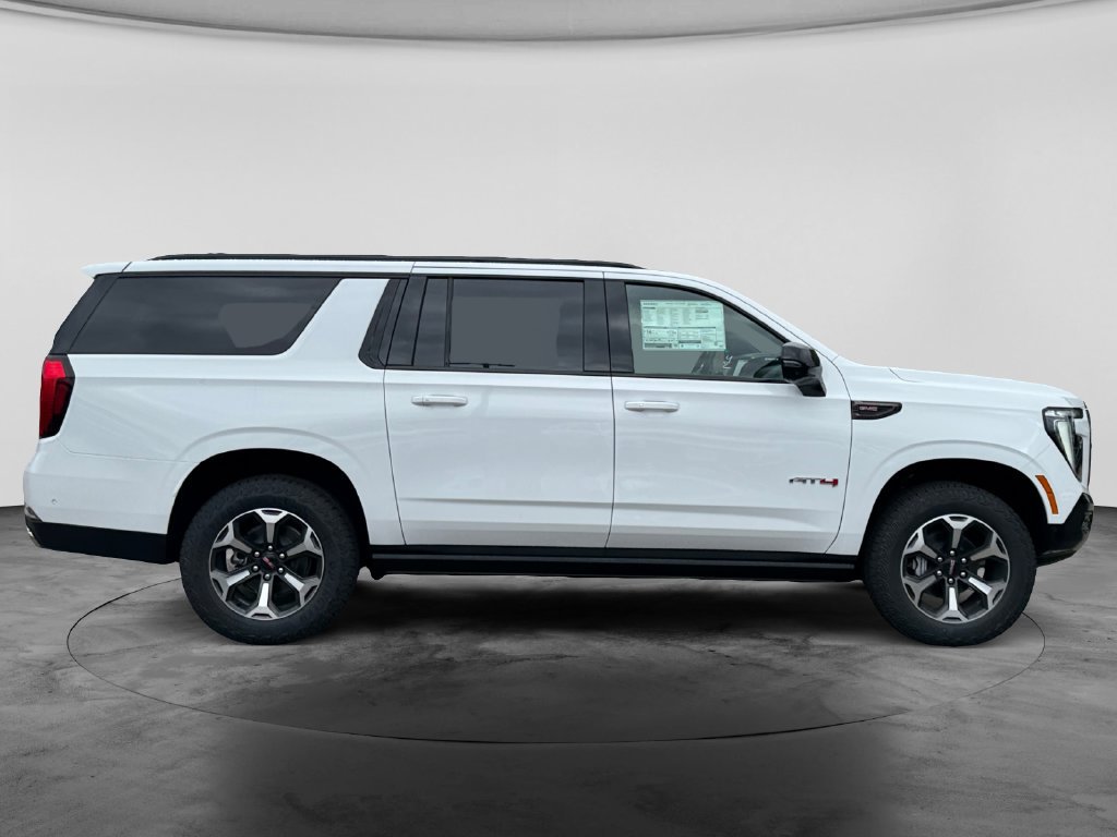 New 2026 GMC Yukon XL AT4 Ultimate AWD/4WD image 9