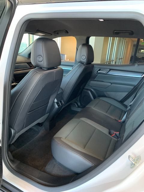 New 2026 GMC Terrain AT4 w/ Technology Package II AWD/4WD image 13