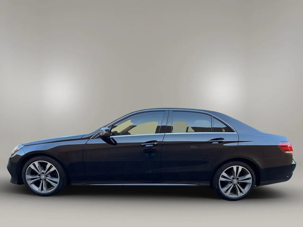 Used 2014 Mercedes-Benz E 350 Sedan image 10