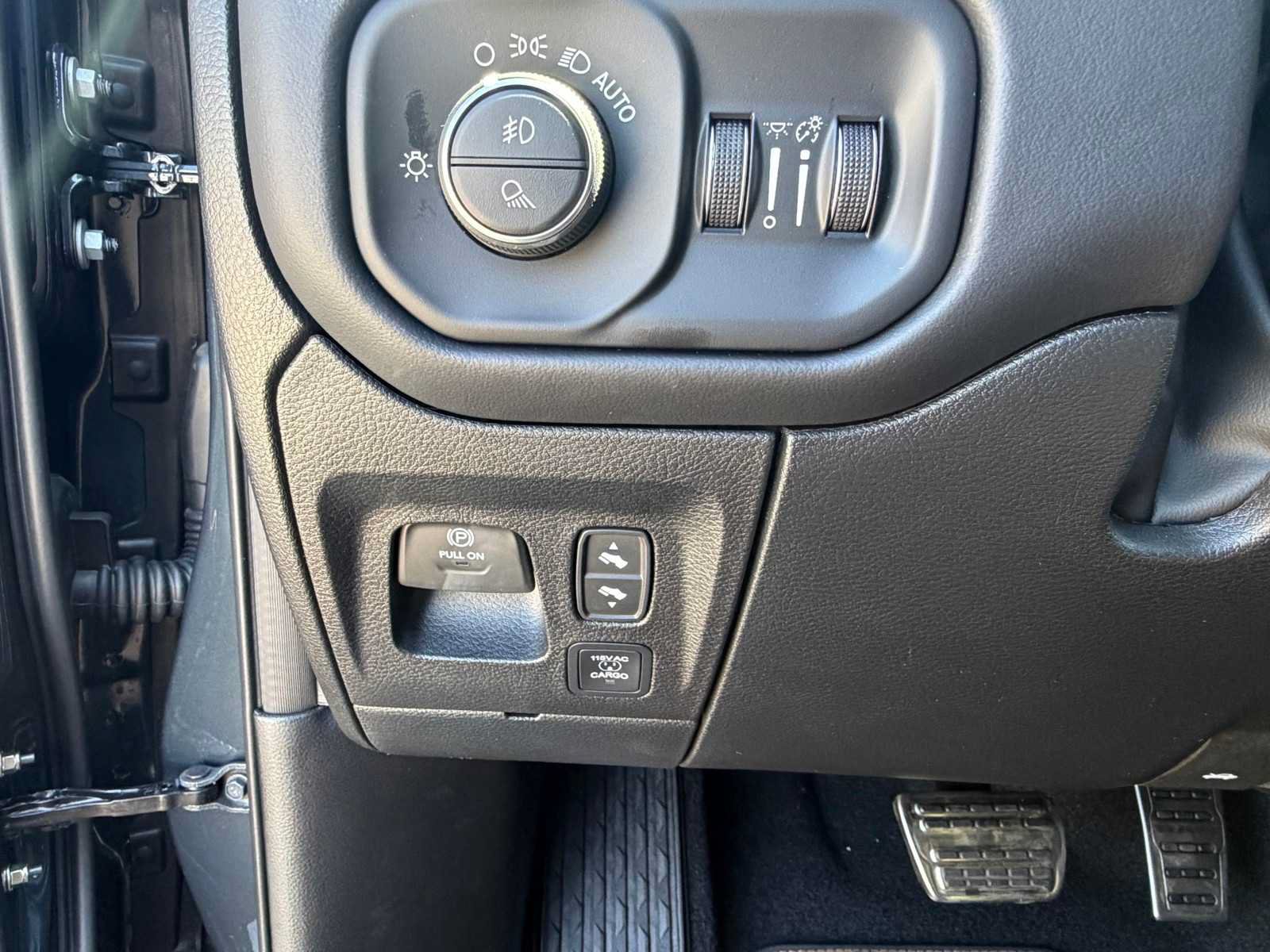 New 2026 RAM 1500 Tungsten AWD/4WD image 33