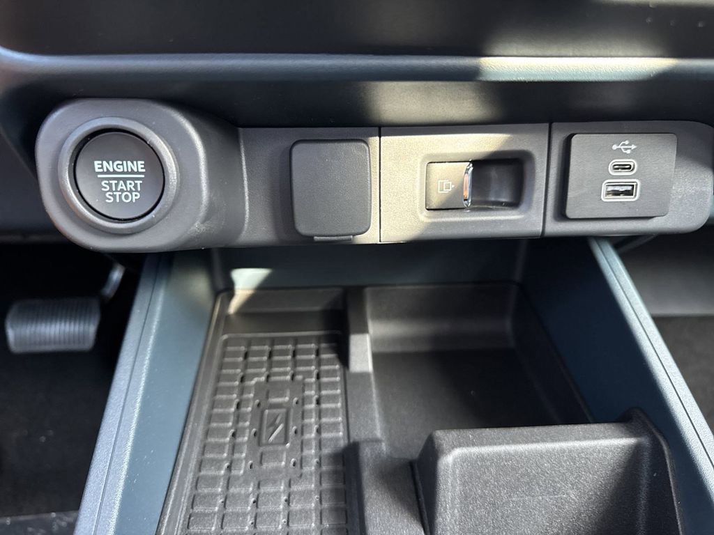 New 2025 Ford Maverick Tremor image 31
