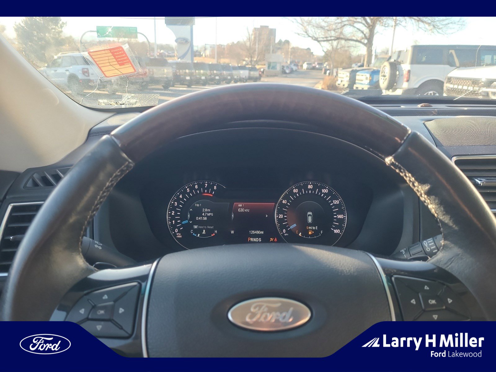 Used 2016 Ford Explorer Platinum image 10