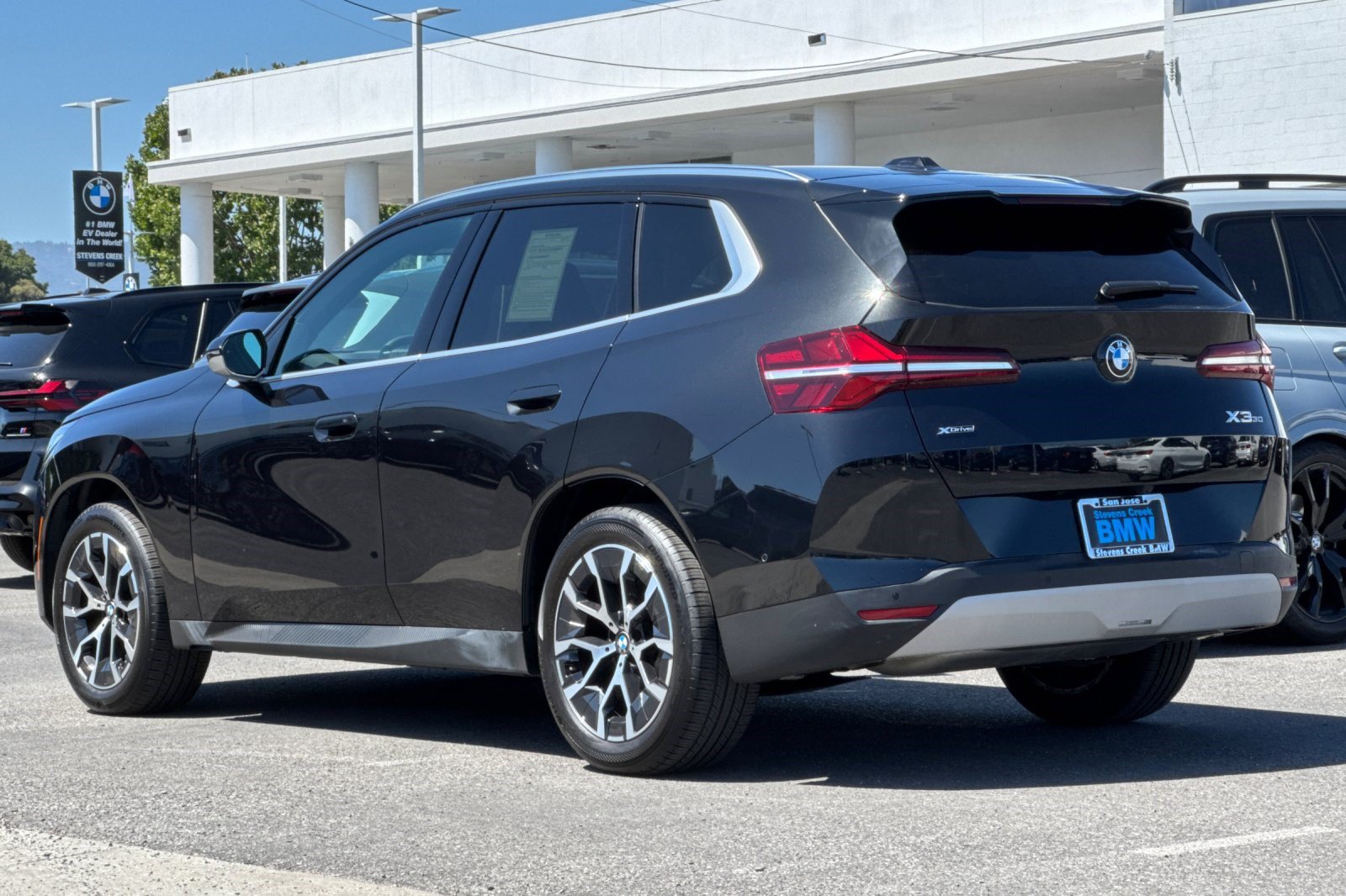 Used 2026 BMW X3 xDrive30i w/ Convenience Package AWD/4WD image 3