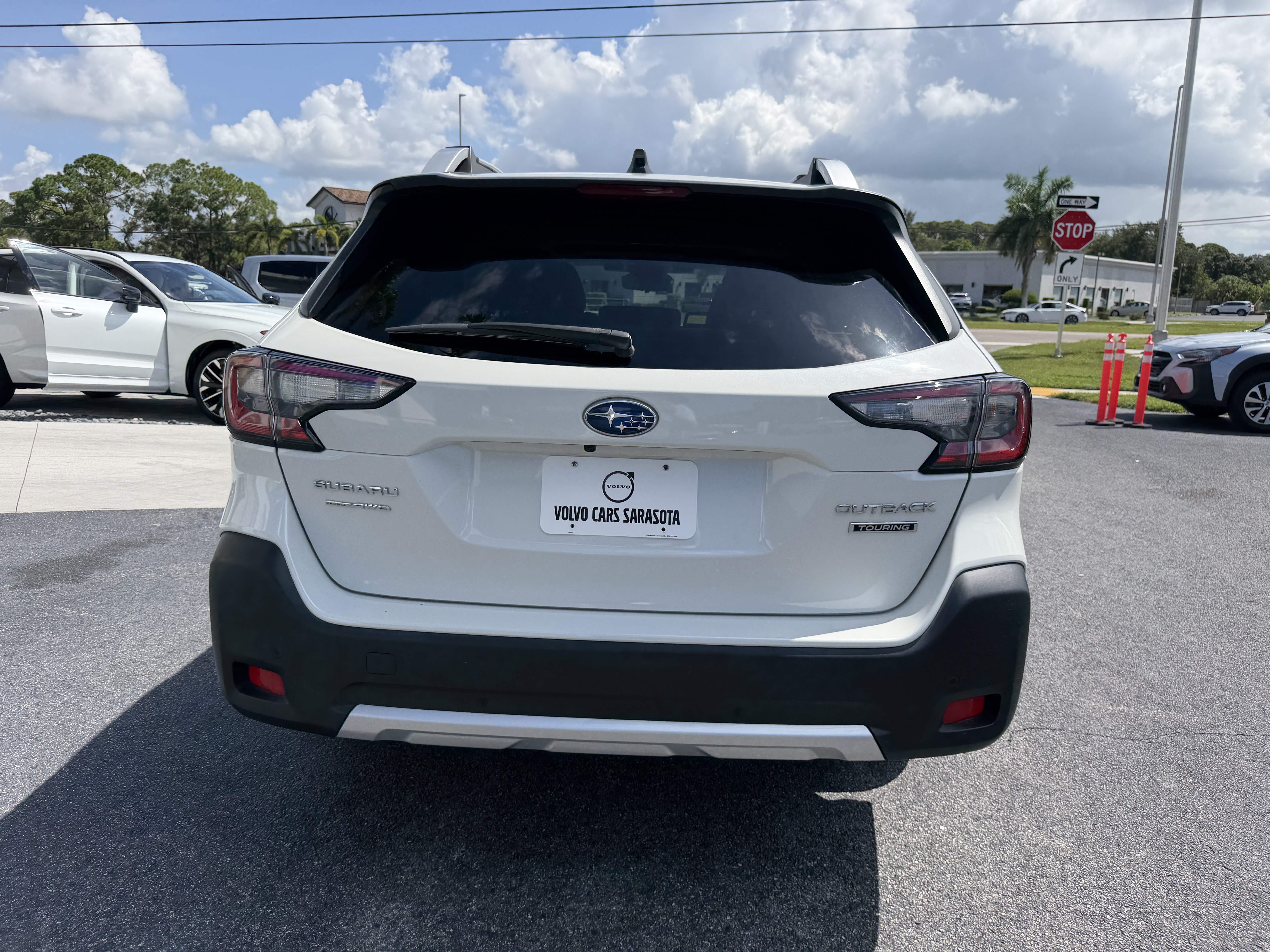 Used 2025 Subaru Outback Touring AWD/4WD image 4
