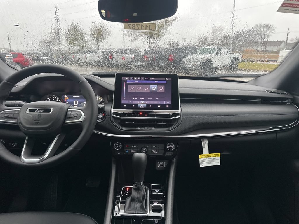 New 2026 Jeep Compass Latitude AWD/4WD image 2