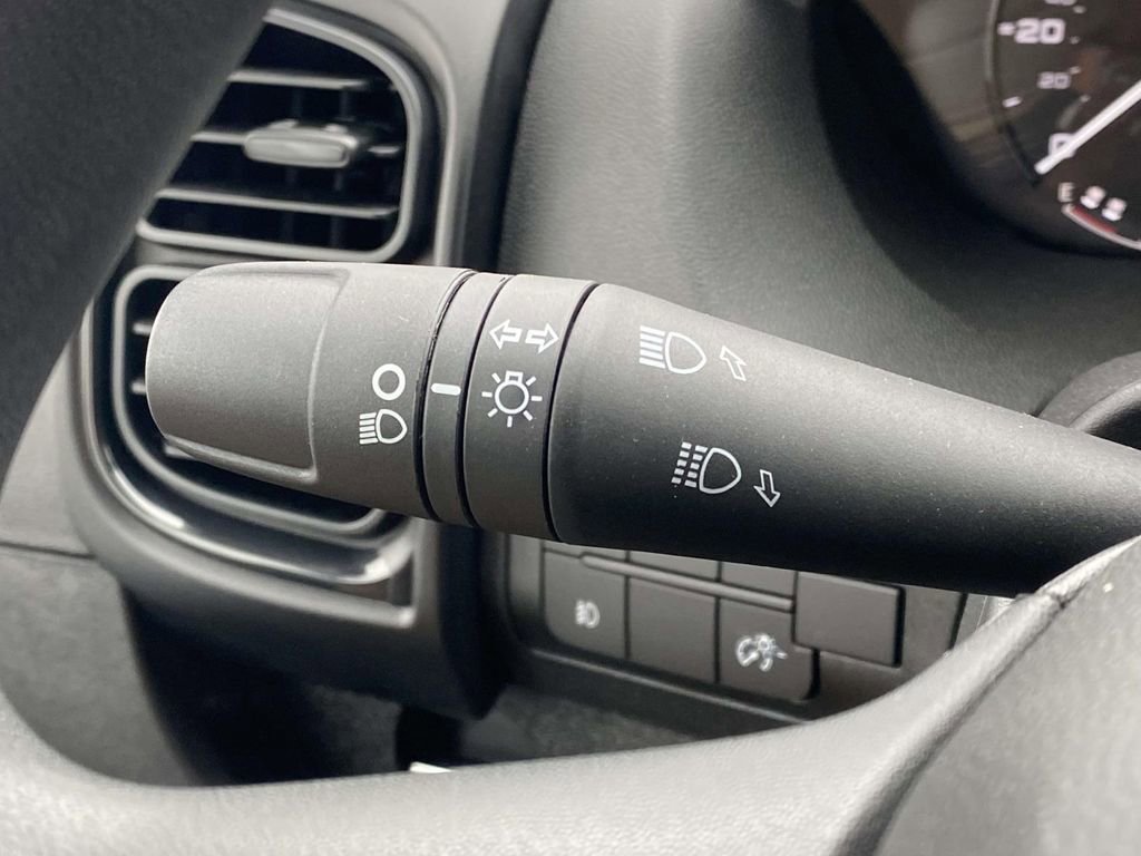 New 2025 RAM ProMaster 2500 w/ Convenience Group image 9