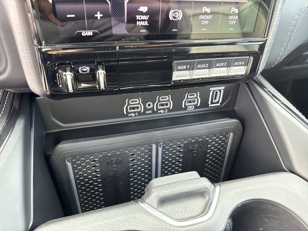New 2026 RAM 2500 Rebel w/ Rebel Level 2 Equipment Group AWD/4WD image 31