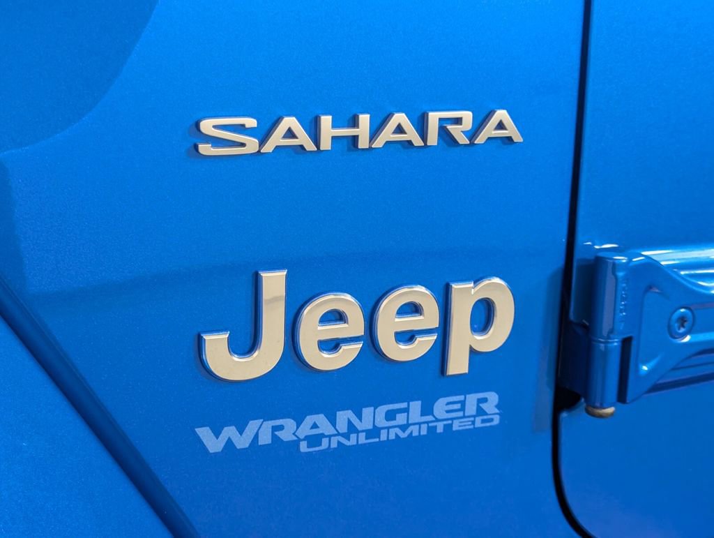 Used 2022 Jeep Wrangler Unlimited Sahara image 9