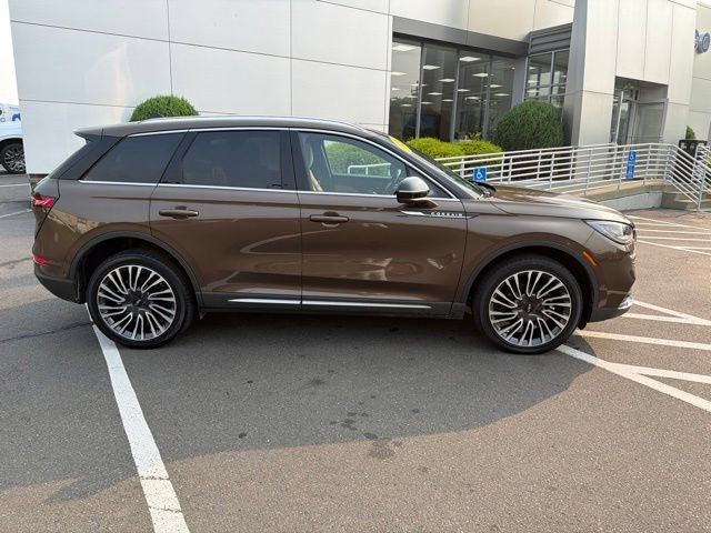 Used 2022 Lincoln Corsair Reserve w/ Equipment Group 201A AWD/4WD image 8
