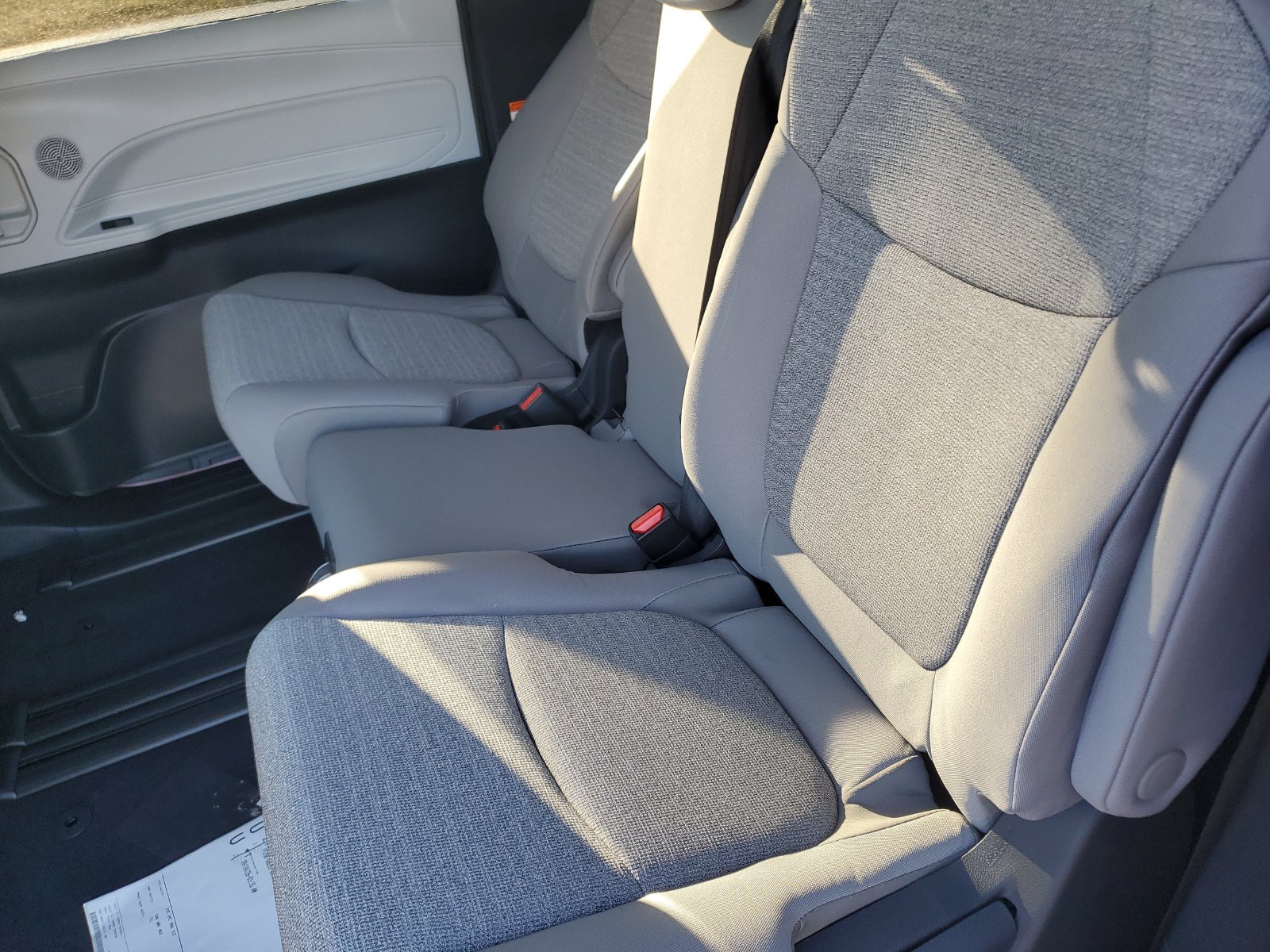 New 2026 Toyota Sienna LE FWD image 12