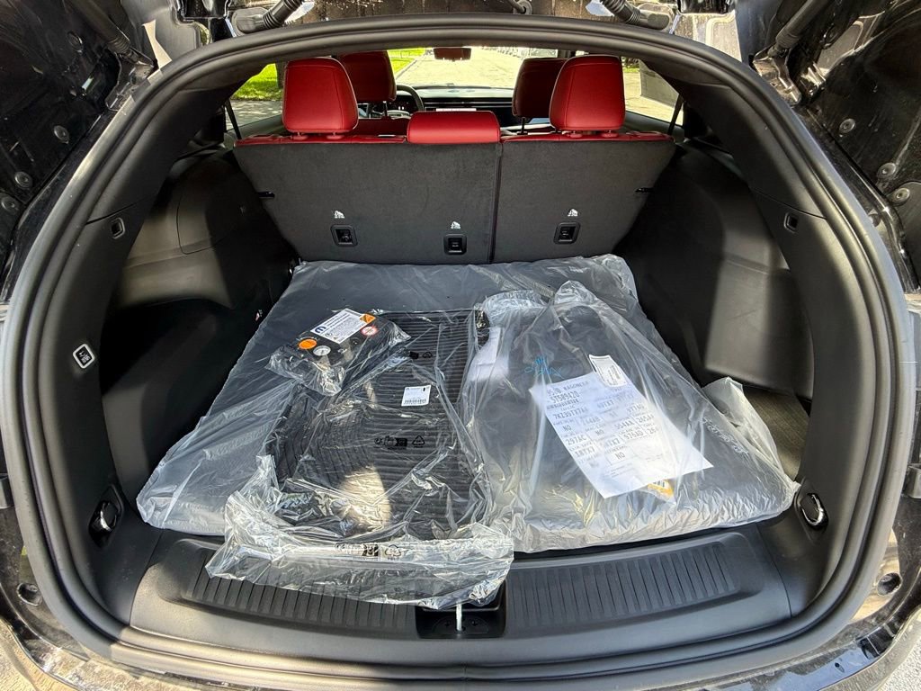 New 2025 Jeep Wagoneer S Launch Edition image 48