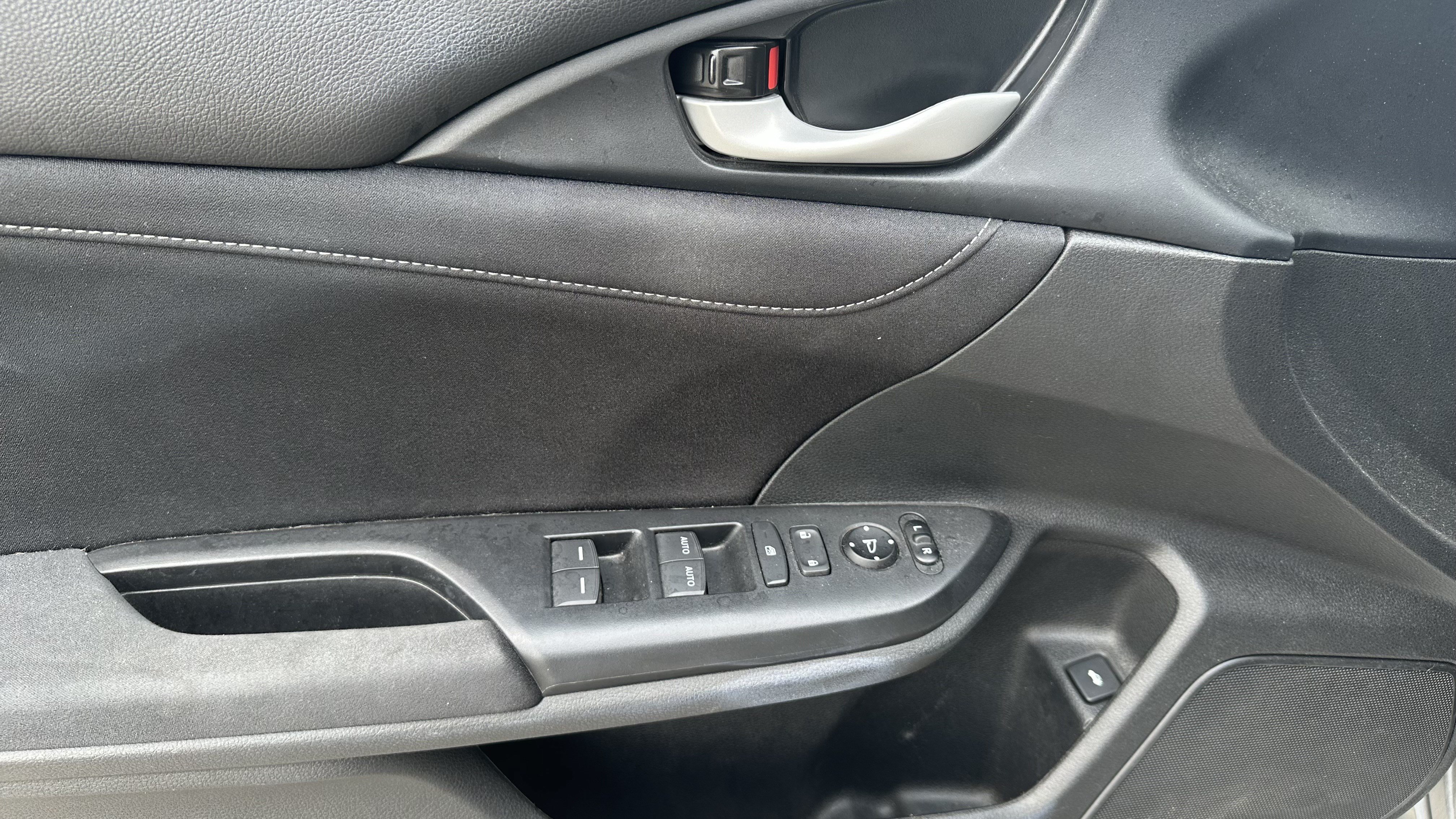 Used 2022 Honda Insight EX image 17