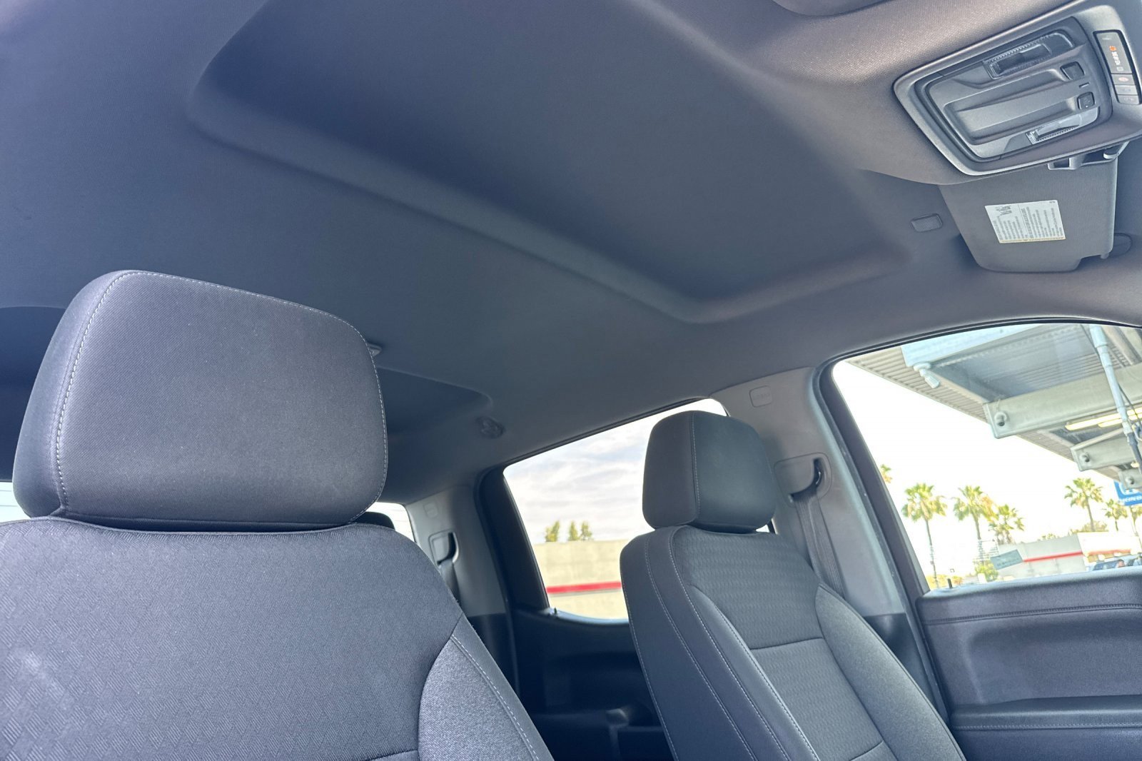 Used 2022 Chevrolet Silverado 1500 LT image 15