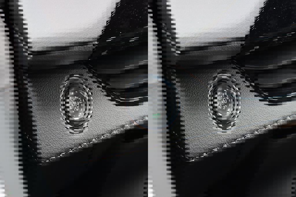 New 2026 Buick Enclave Avenir w/ Super Cruise Package image 13