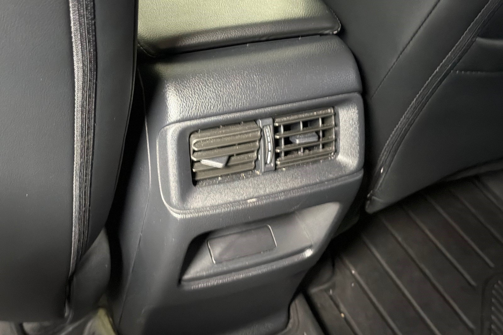 Used 2023 Honda CR-V EX-L image 16