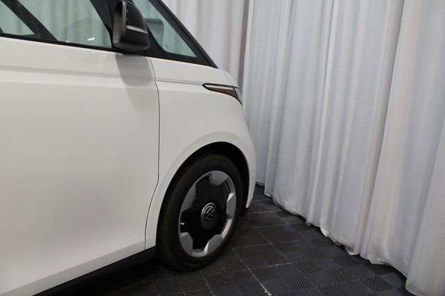 New 2025 Volkswagen ID. Buzz Pro S image 26