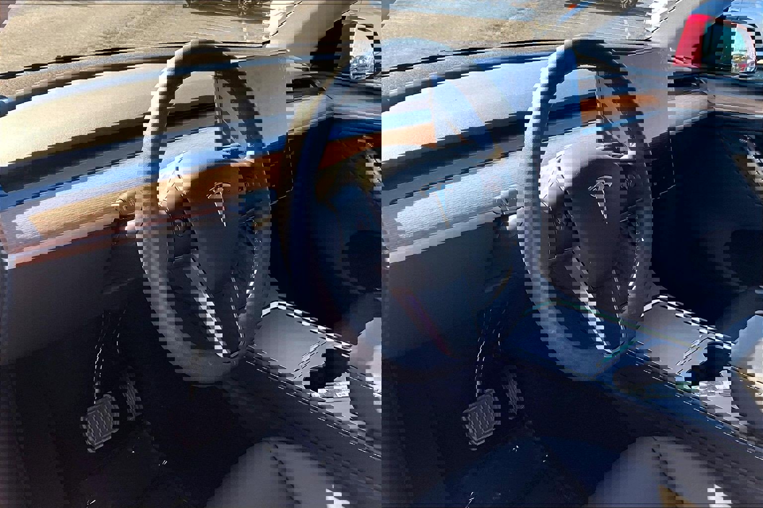 Used 2023 Tesla Model Y Long Range image 13