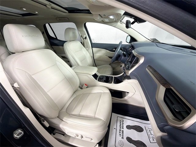 Used 2023 GMC Acadia Denali image 28