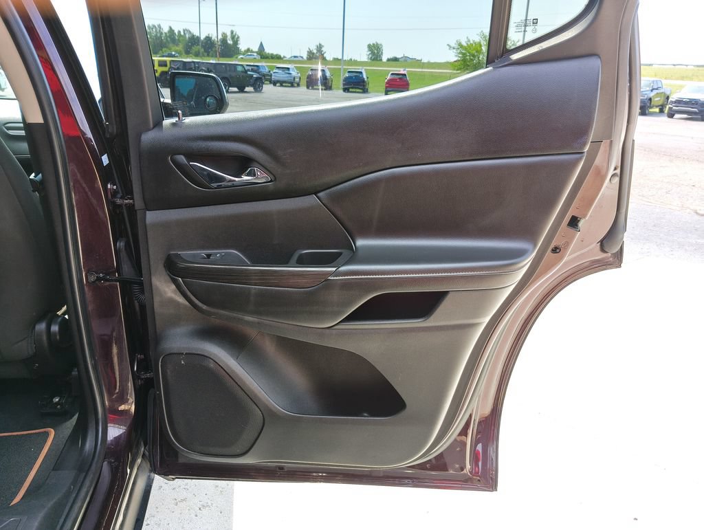 Used 2018 GMC Acadia SLE w/ Driver Alert Package I AWD/4WD image 20