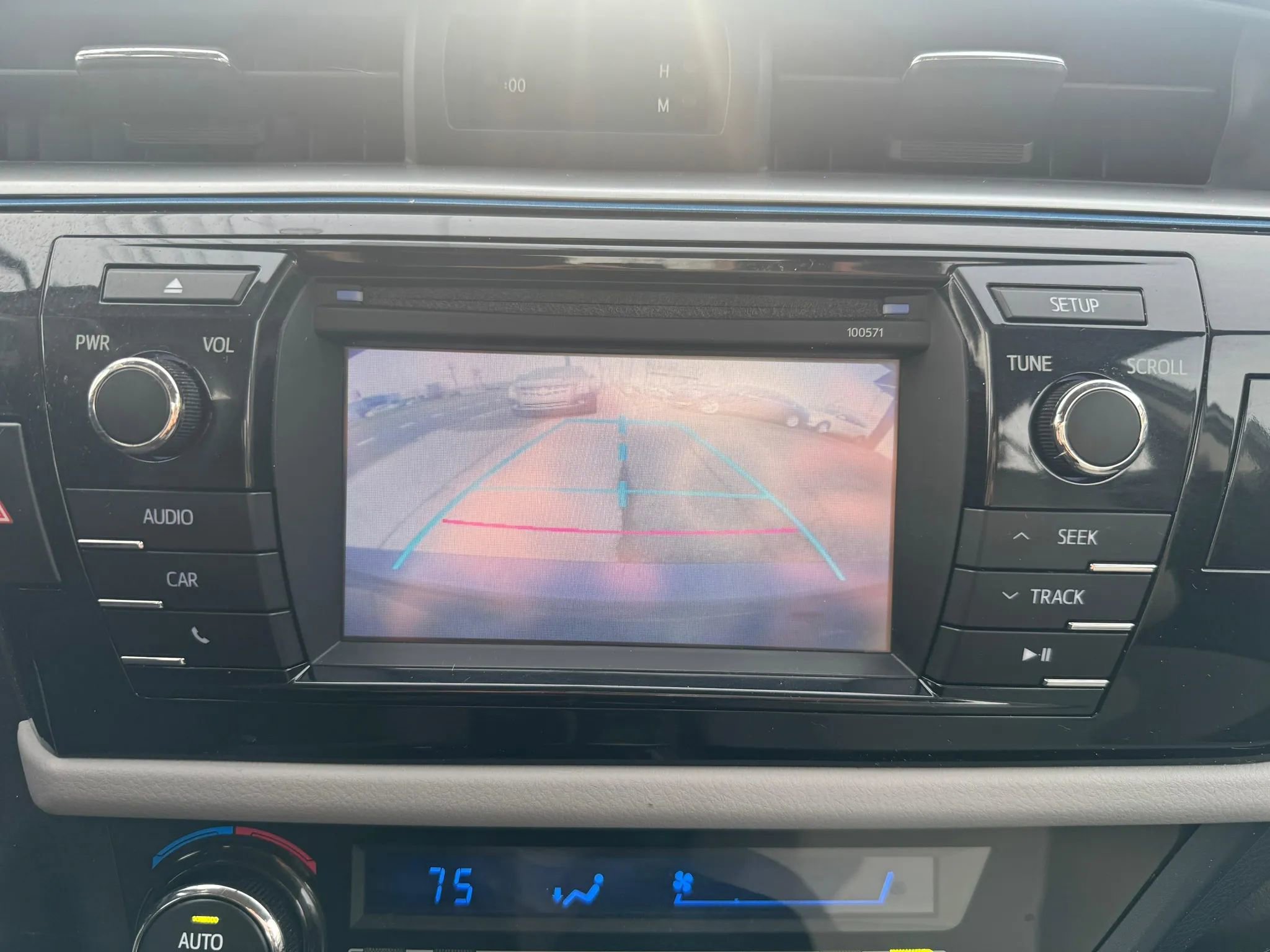 Used 2016 Toyota Corolla LE FWD image 22