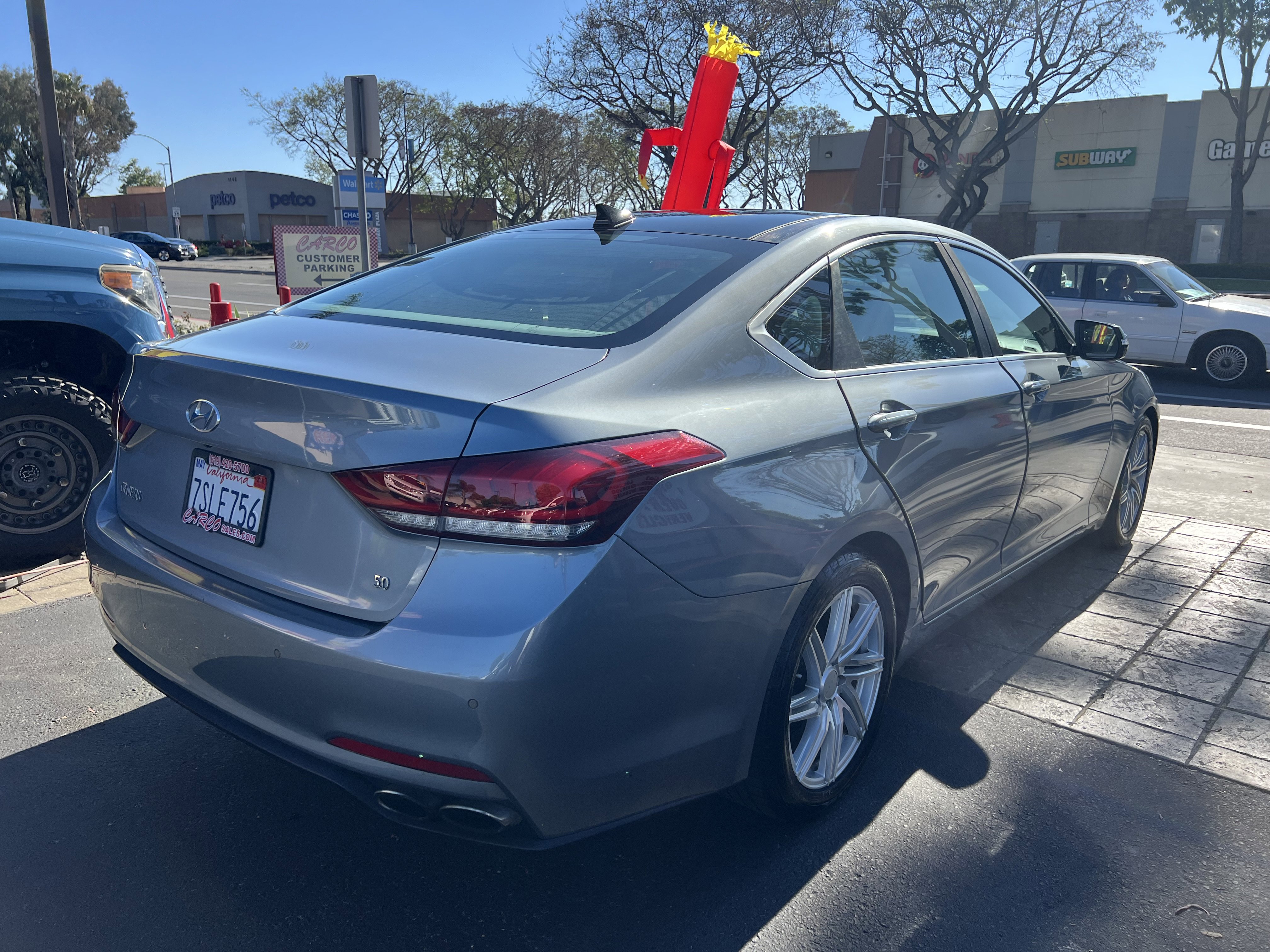 Used 2015 Hyundai Genesis 5.0 image 9