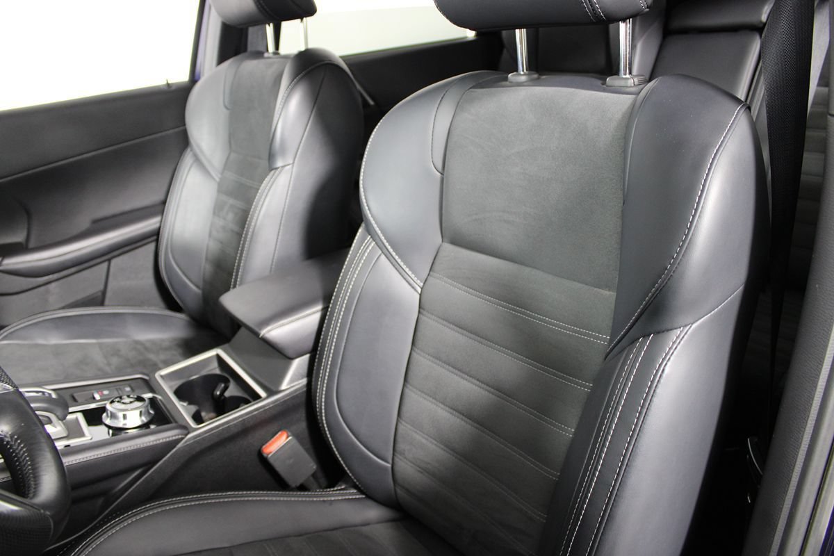 Used 2024 Mitsubishi Outlander SE Black Edition FWD image 17