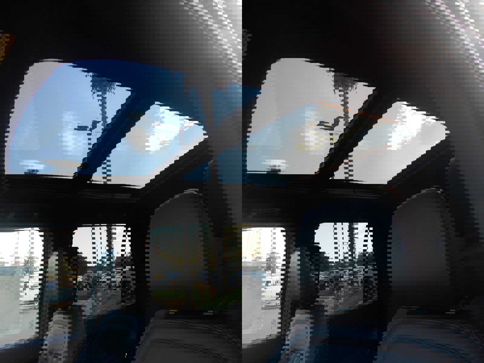 Used 2024 Ford Expedition Limited image 13