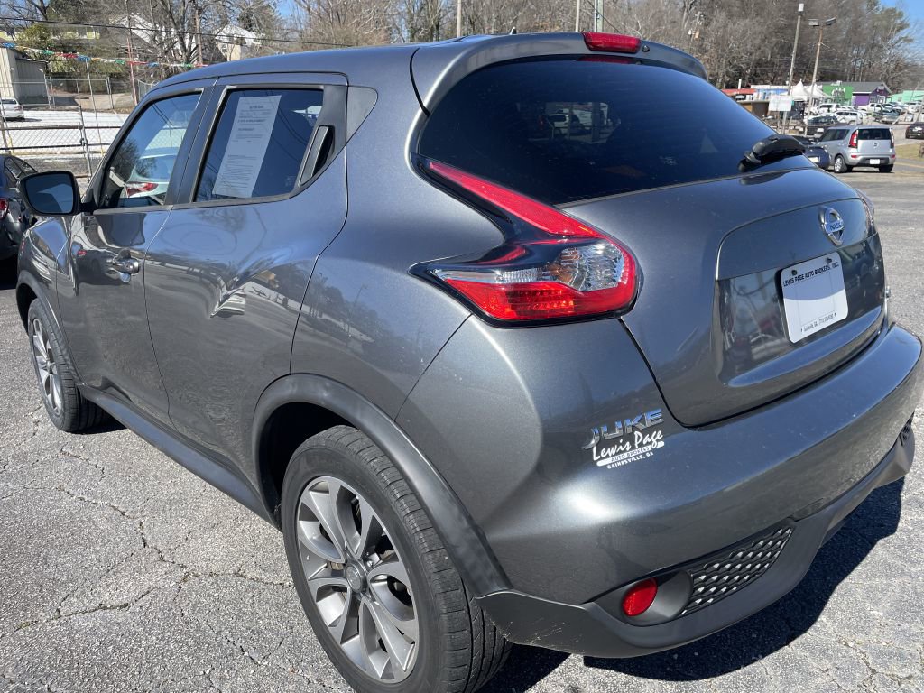 Used 2017 Nissan Juke SV AWD/4WD image 3