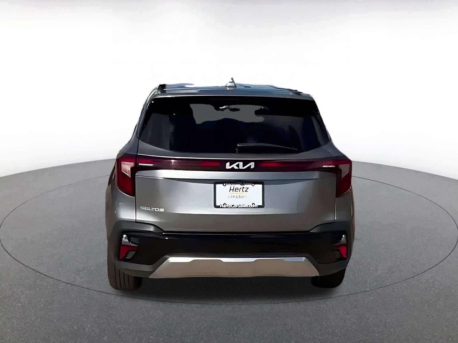 Used 2025 Kia Seltos S image 11