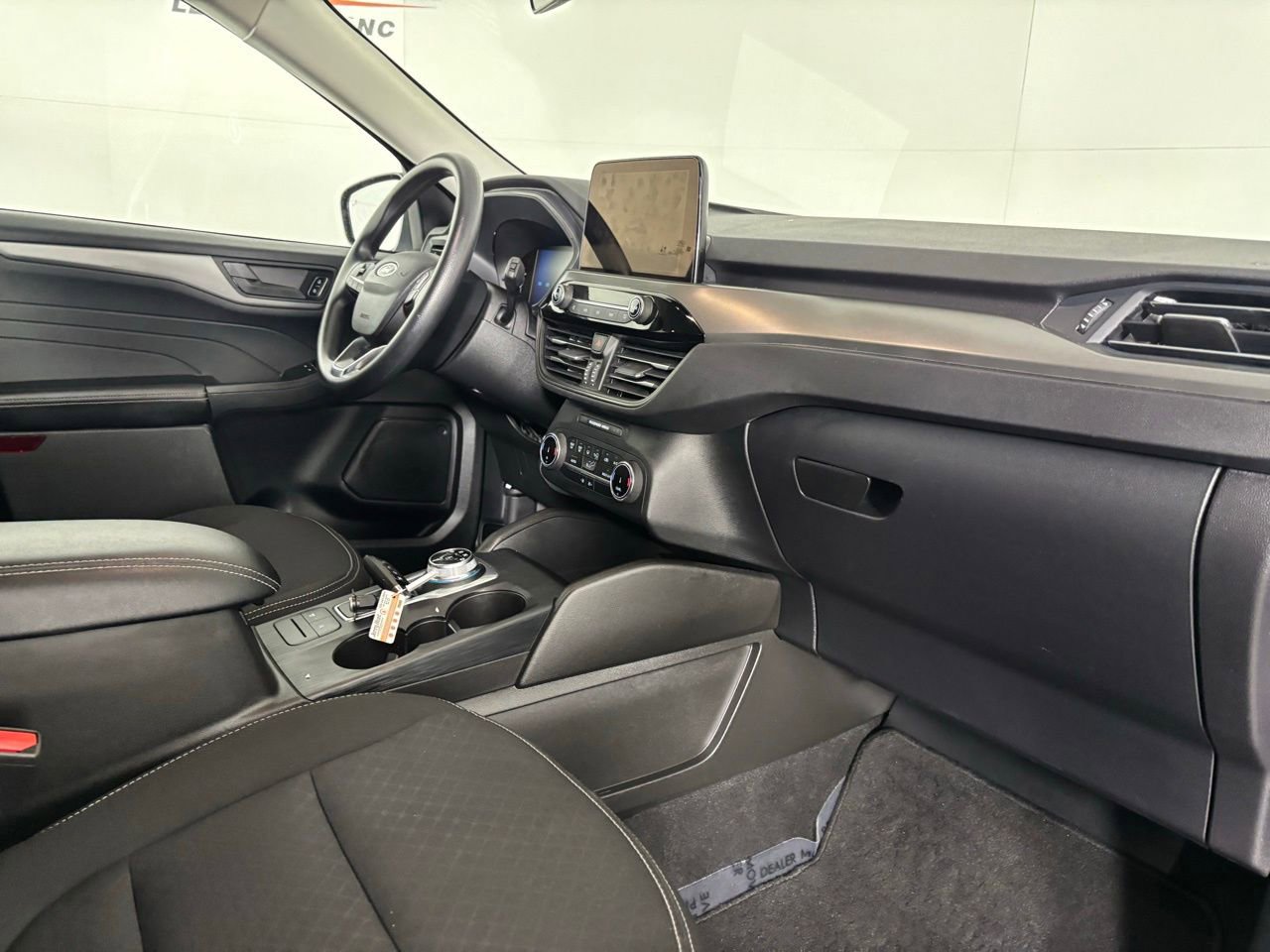 Used 2025 Ford Escape Active image 27