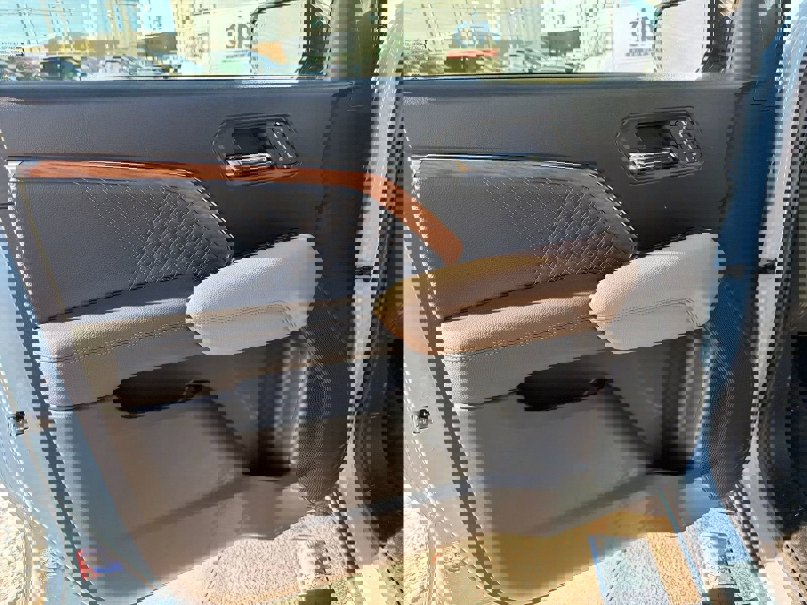 New 2026 GMC Canyon Denali image 12