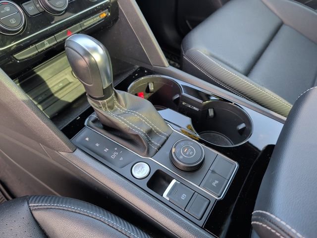 Used 2023 Volkswagen Atlas Cross Sport SEL image 29