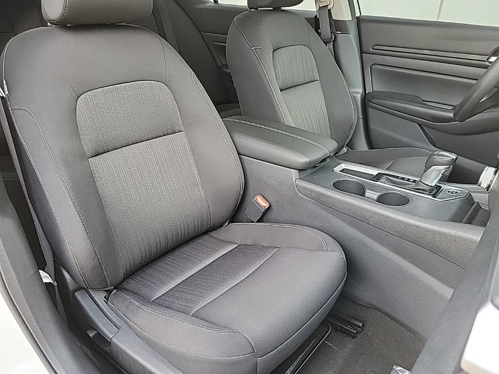 Used 2022 Nissan Altima 2.5 S FWD image 15