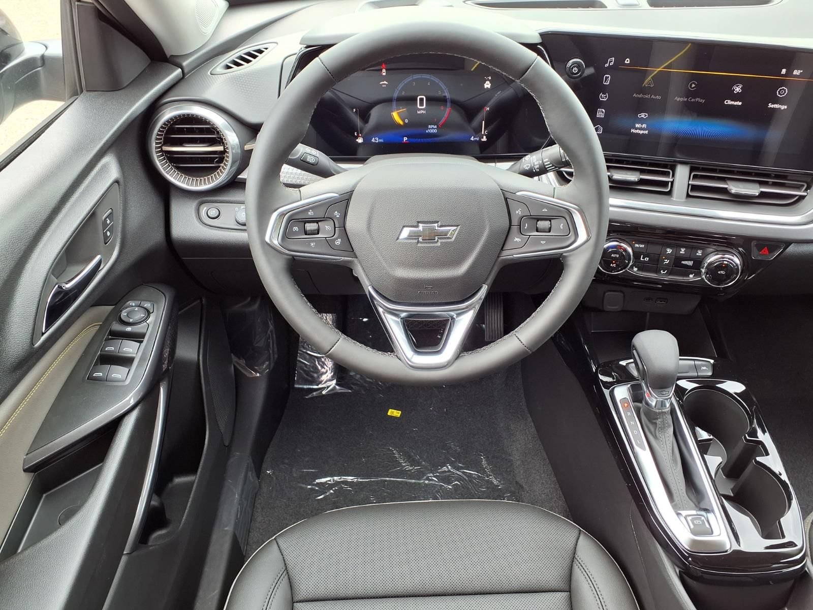 New 2026 Chevrolet Trax ACTIV w/ Driver Confidence Package FWD image 12