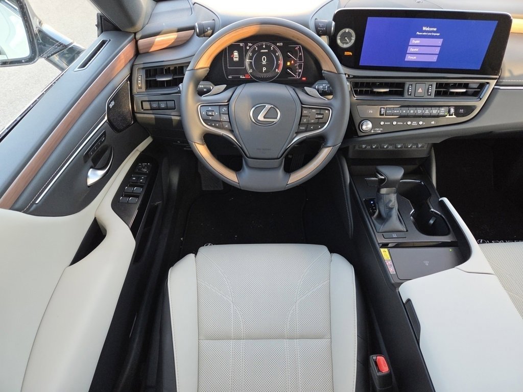 New 2025 Lexus ES 350 350 Luxury image 4