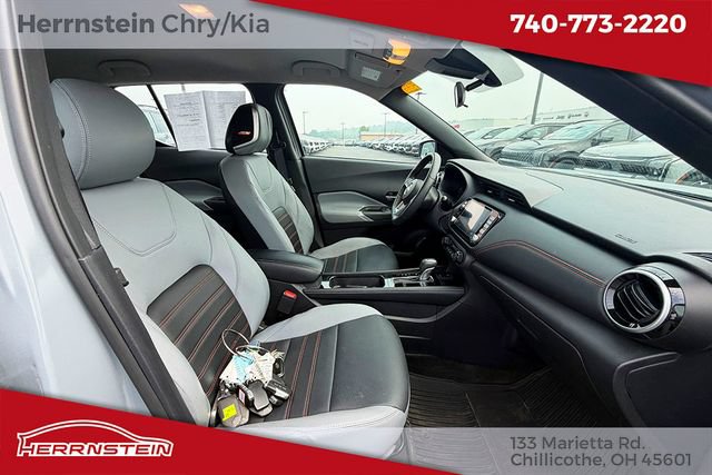 Used 2024 Nissan Kicks SR w/ SR Premium Package FWD image 23