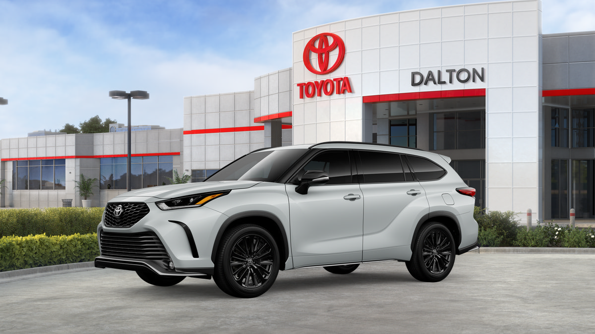 New 2026 Toyota Highlander XSE AWD/4WD image 2