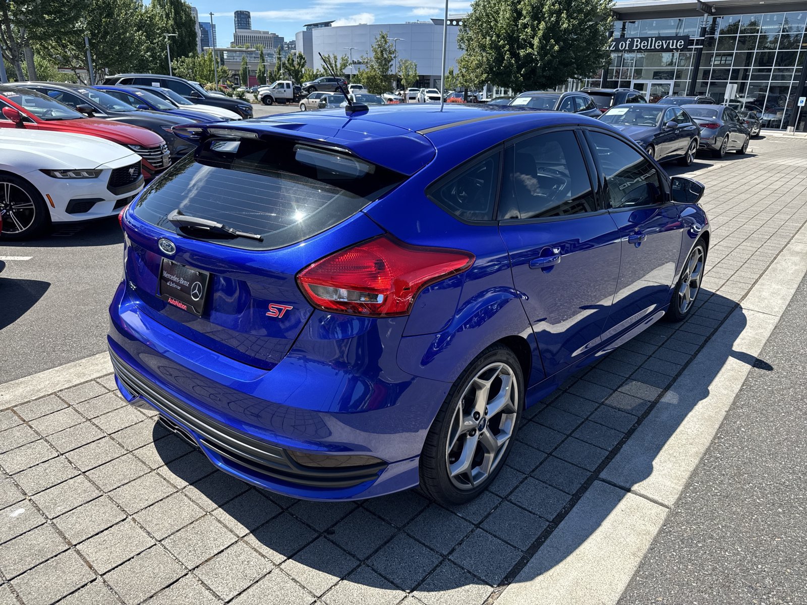 Used 2015 Ford Focus ST w/ Equipment Group 401A FWD image 5