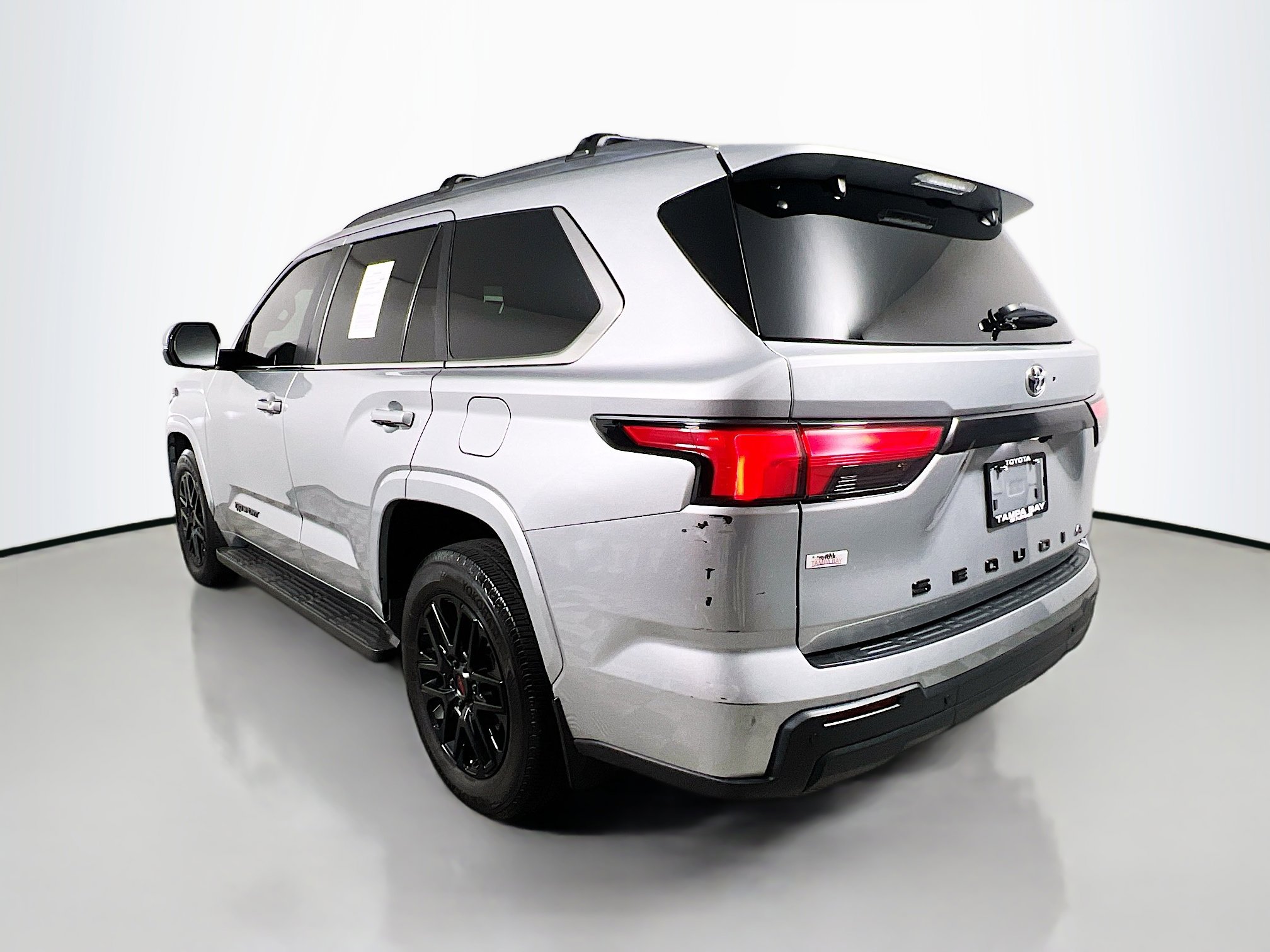 Used 2025 Toyota Sequoia SR5 w/ SR5 Premium Package RWD image 8