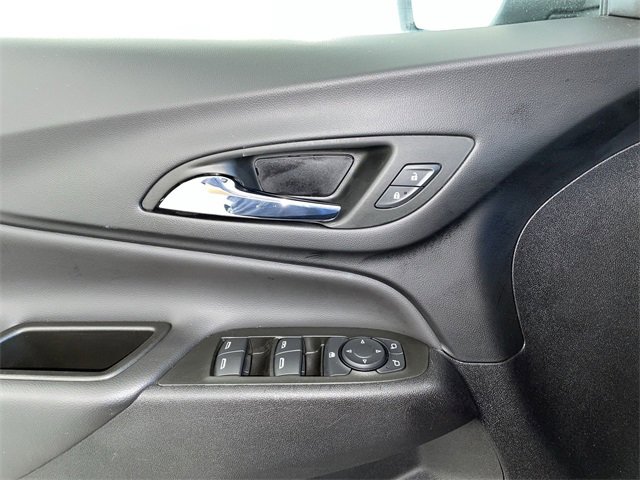 Certified 2024 Chevrolet Equinox LT w/ LPO, Floor Liner Package image 23